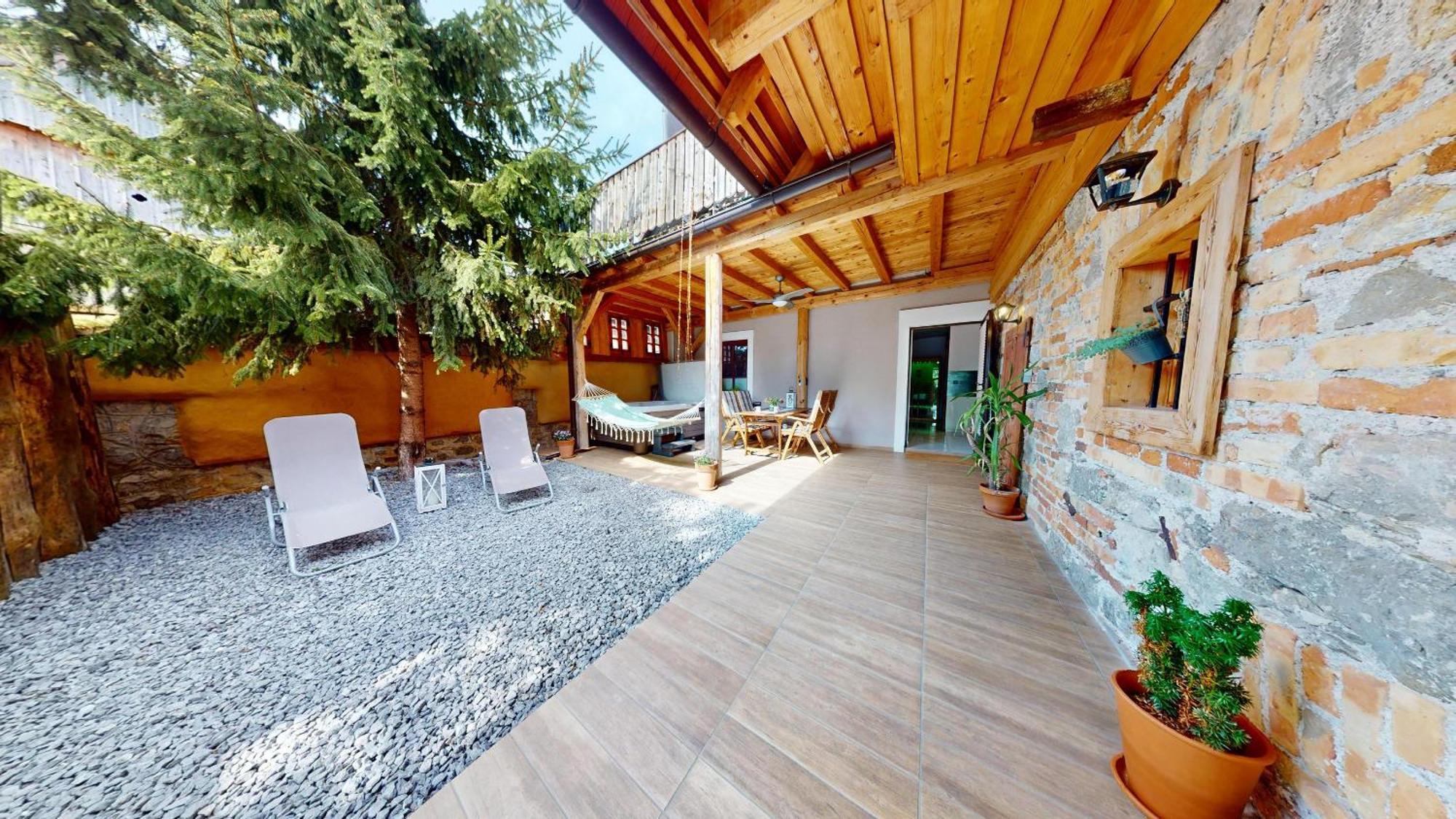 Resort Hisa Ida - Apartments With Hot Tub And Sauna Ivancna Gorica Bagian luar foto