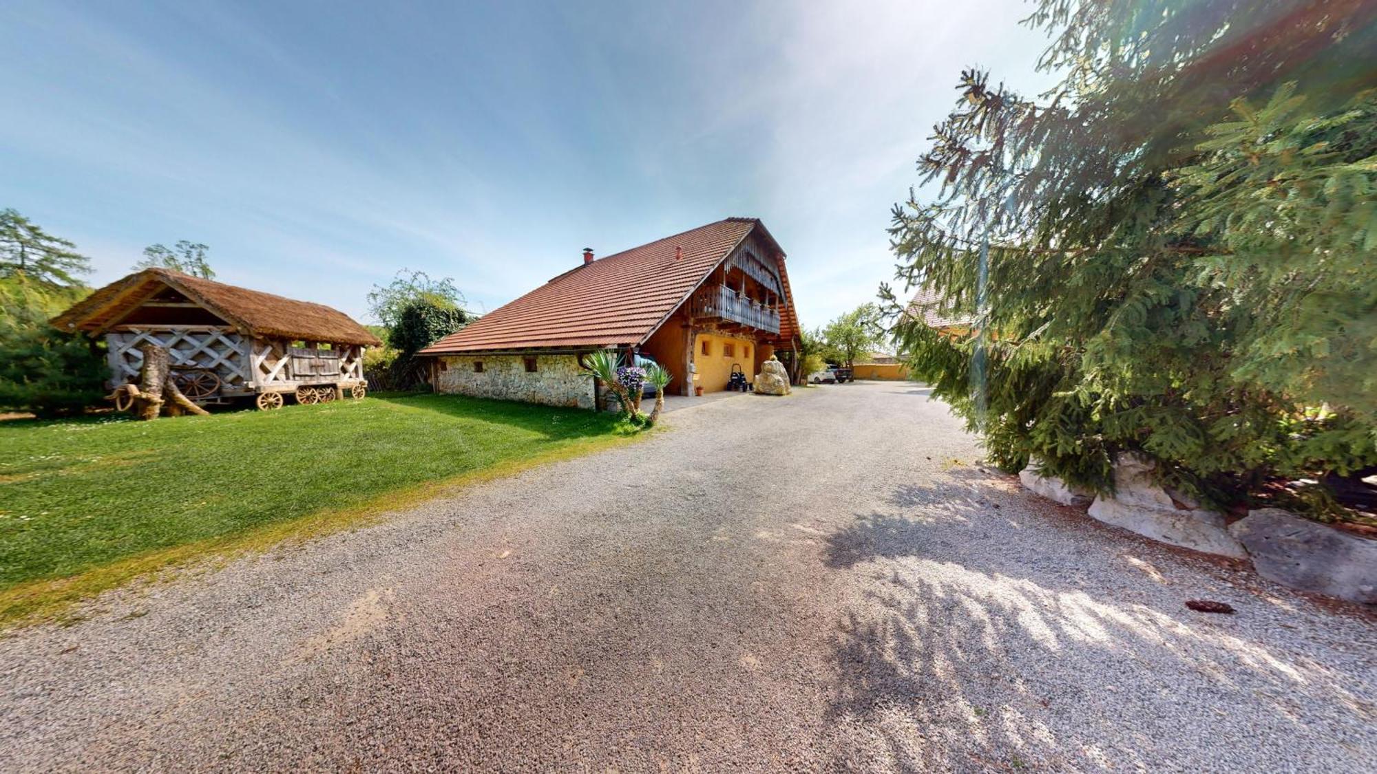 Resort Hisa Ida - Apartments With Hot Tub And Sauna Ivancna Gorica Bagian luar foto