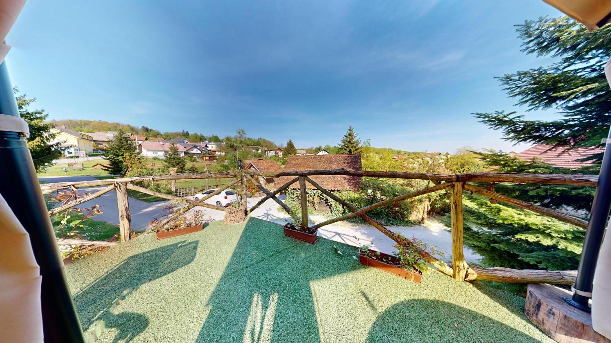 Resort Hisa Ida - Apartments With Hot Tub And Sauna Ivancna Gorica Ruang foto